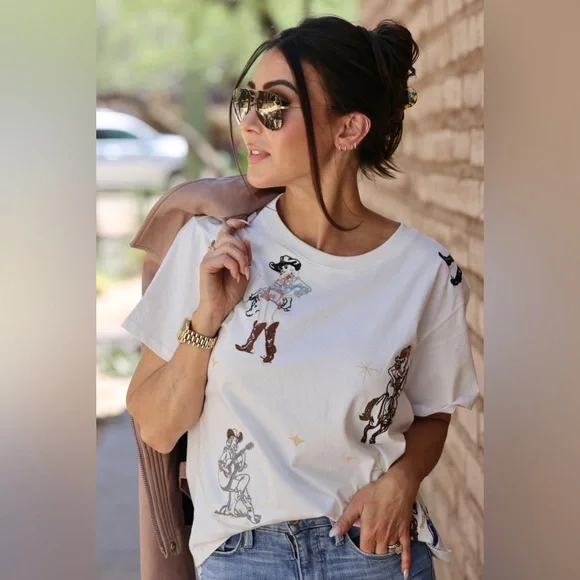 NWT - It’s A Cowgirl Thing - T-Shirt - Picture 5 of 5